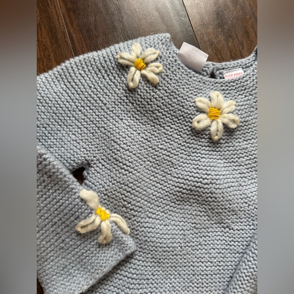 Zara Hand Embroidered Daisy Knit Sweater - Picture 2 of 5